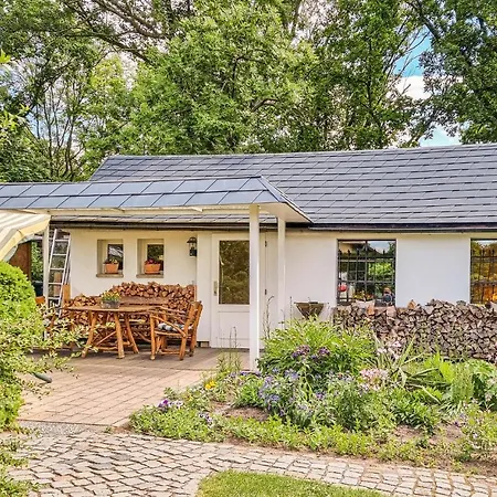 Gorgeous In With Kitchen Holiday home