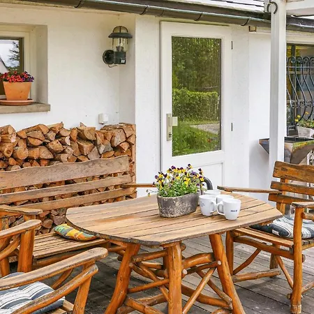 Gorgeous In With Kitchen Holiday home